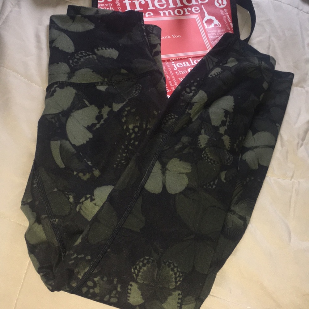 lululemon Wunder under size 4
